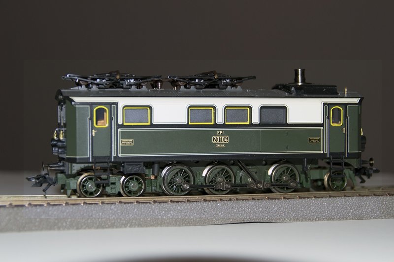 TRIX 22609-A.jpg