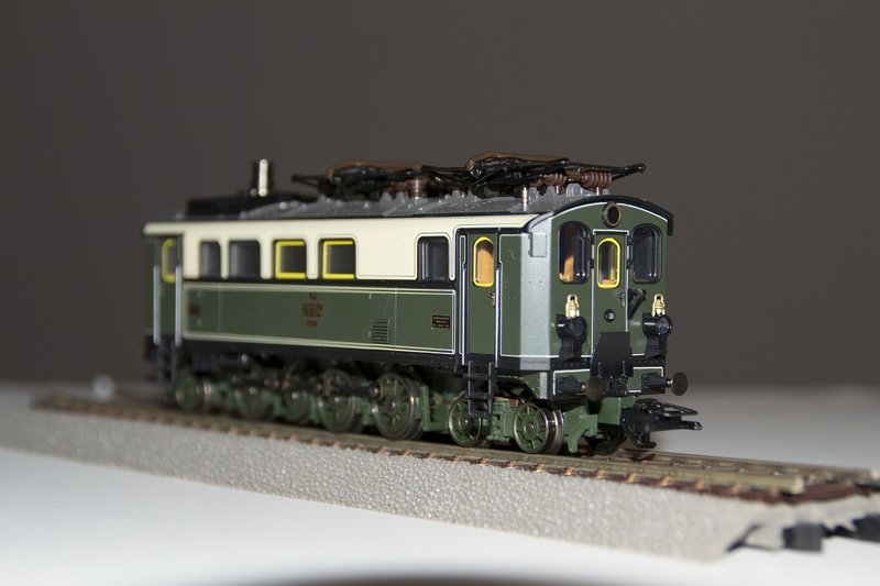 TRIX 22609-C.jpg