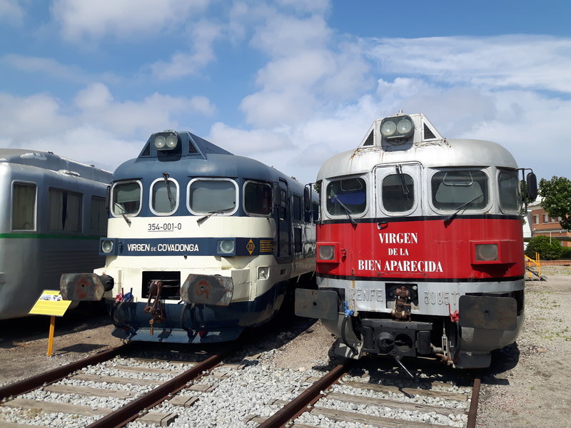 354-353.jpg