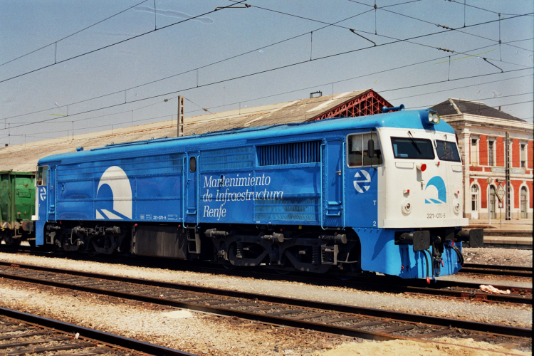 mantenimiento-de-infraestructuras-de-renfe.jpg