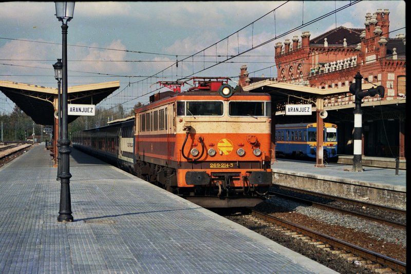 269-214-estacion-de-aranjuez.jpg