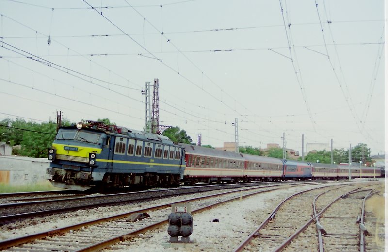 POZUELODEALARCON19900808 (2).jpg