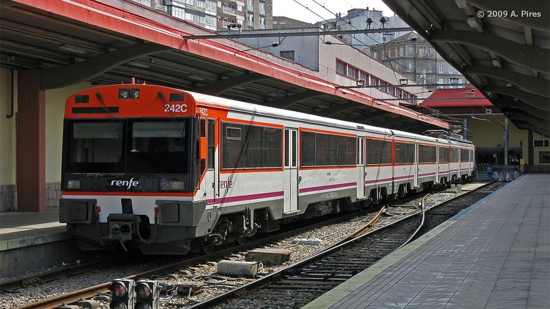 470_Renfe_-_Vigo_3776070288.jpg