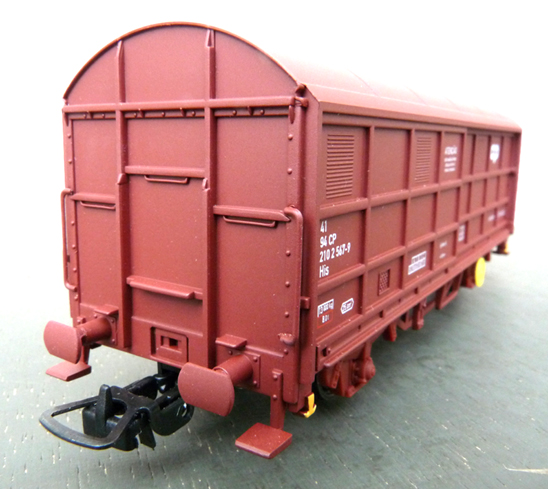 rtrains 003.jpg