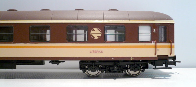 N 016.jpg