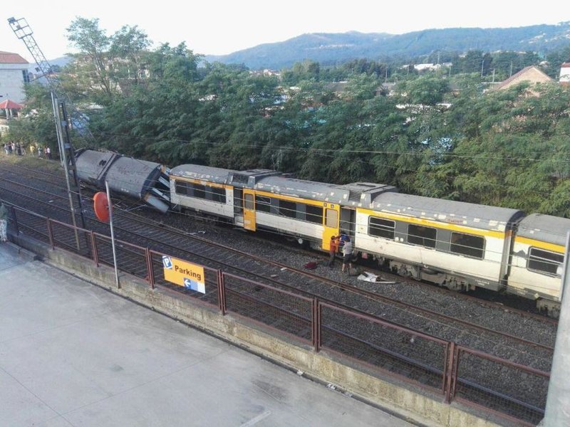 accidente-tren-porrino-13_g.jpg