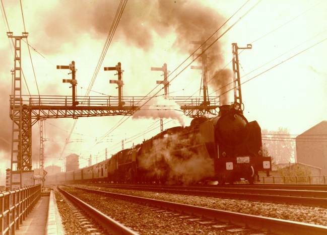 Doble de Mikados Tren de Juneda 29-10-78.jpg