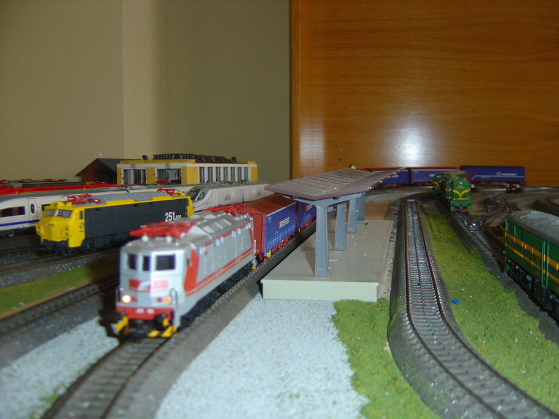 MANIOBRAS MAQUETA 1 003.JPG