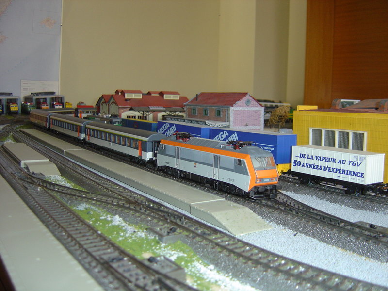 MANIOBRAS MAQUETA 1 014.JPG