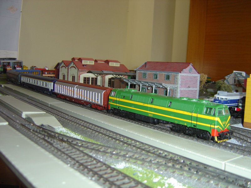 MANIOBRAS MAQUETA 1 038.JPG
