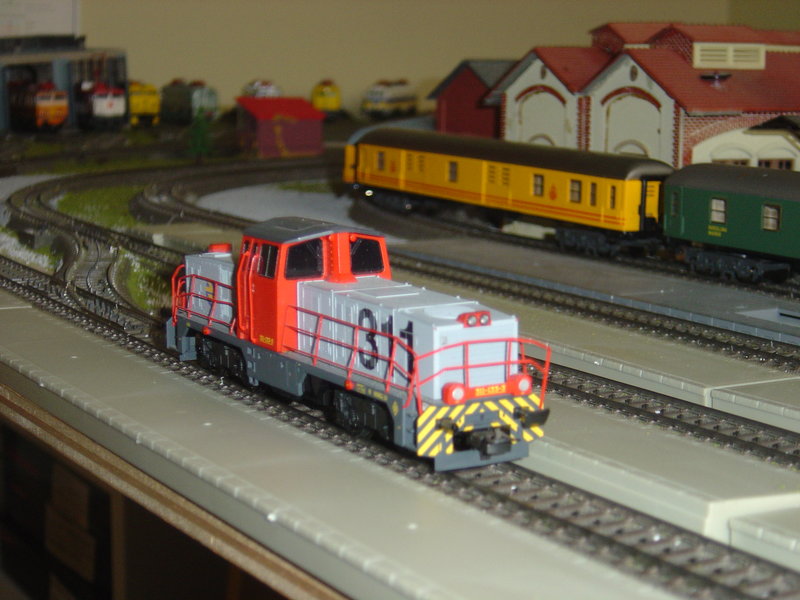 MANIOBRAS TREN 8 007.JPG
