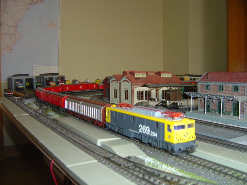 MANIOBRAS TREN 8 040.JPG