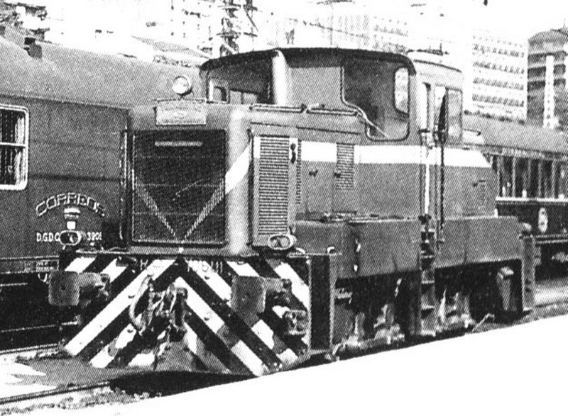 RENFE 306-001 MADRID PRINCIPE PIO.jpg