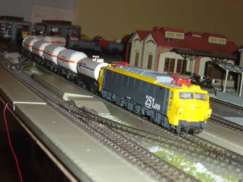 MANIOBRAS TREN 10 050.JPG