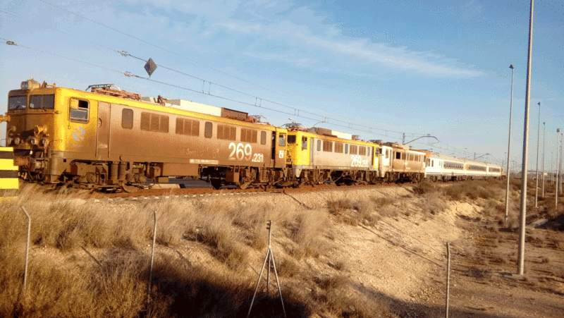 trenes-reducida.gif