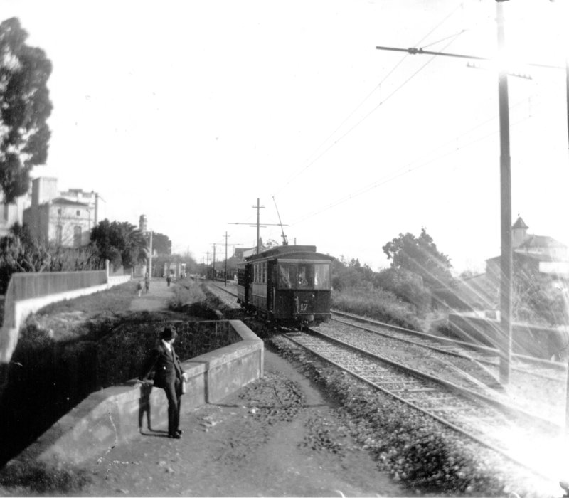08-104-007701.jpg