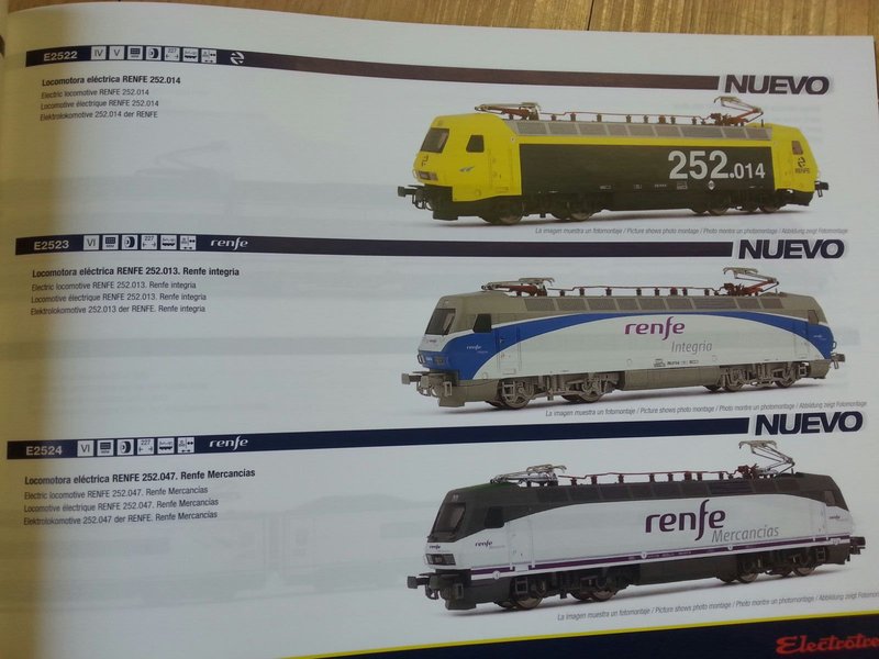 Catalogo Electrotren 2017 Locomotoras 252 RENFE.jpg