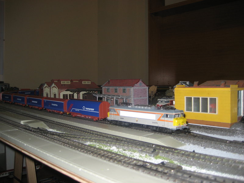 MANIOBRAS TREN 18 084.JPG