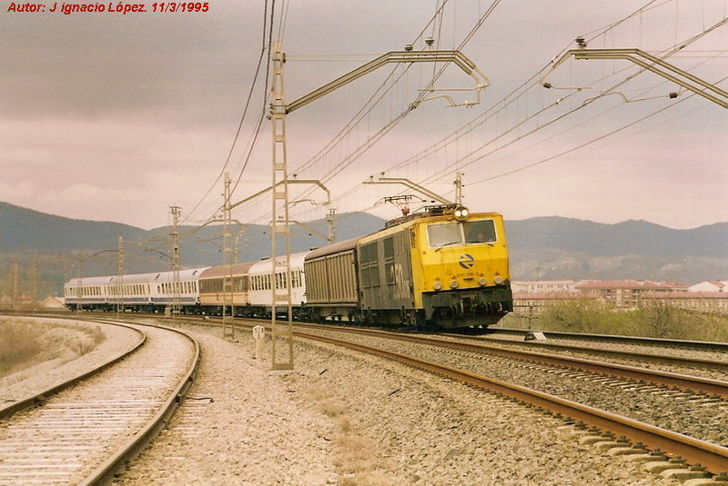 JIL0592.jpg