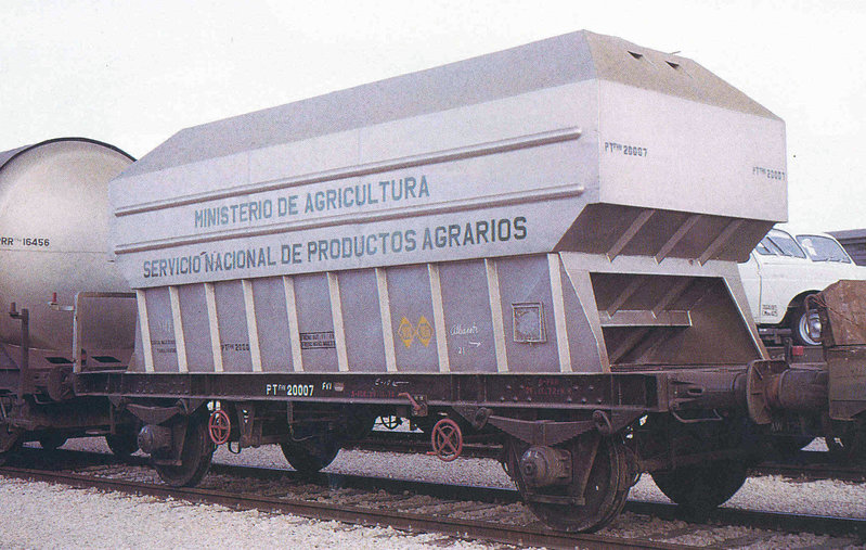 Tolva Mº Agricultura.jpg