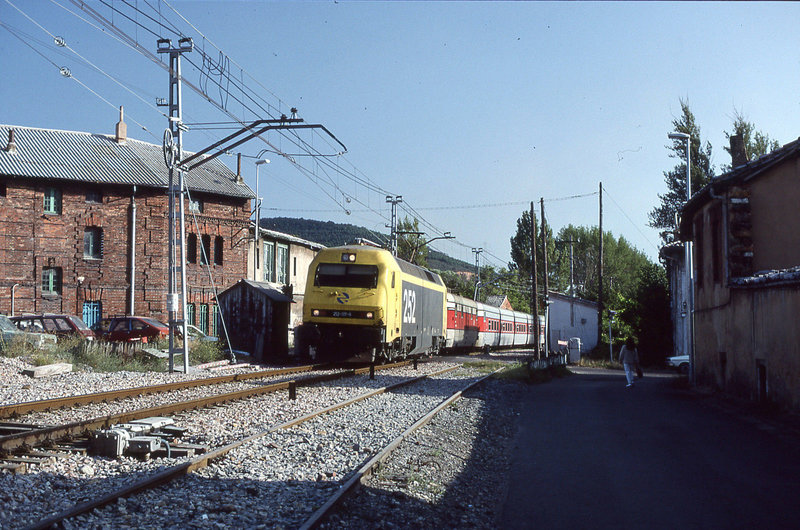 6001.jpg
