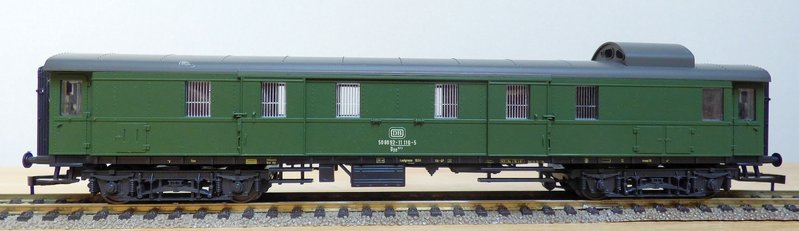 R44235A.jpg
