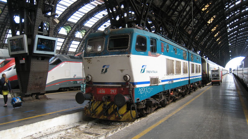milan y maqueta 002.JPG