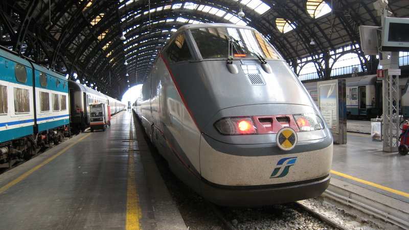 milan y maqueta 003.JPG