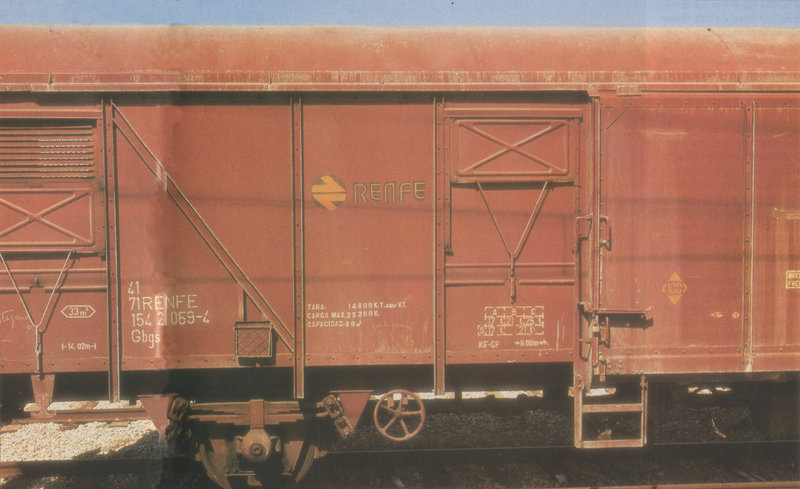 J 12 41 71 154 2 059-4 lateral.jpg