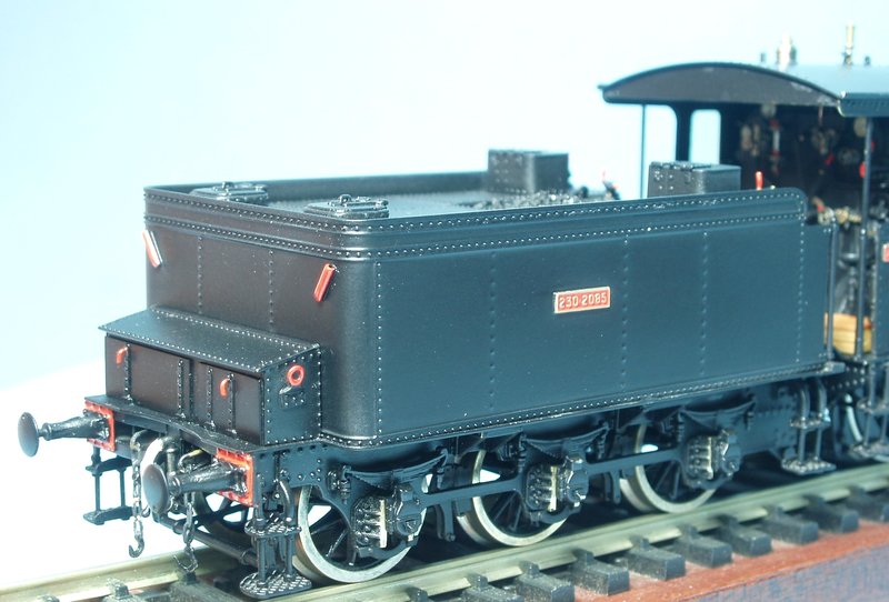 230-2085 Detalles tender 14.JPG