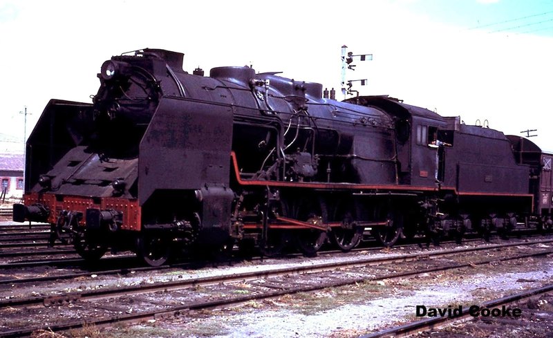 Renfe 240-2651 en Chinchilla 1967. Foto; David Cooke.jpg