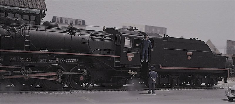 27102018427.jpg