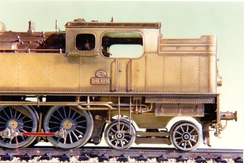 1600 242-0231 05.jpg
