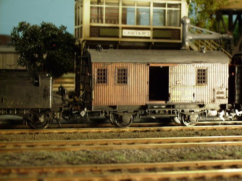 27abr10 Furgon Norte 2 ejes.JPG