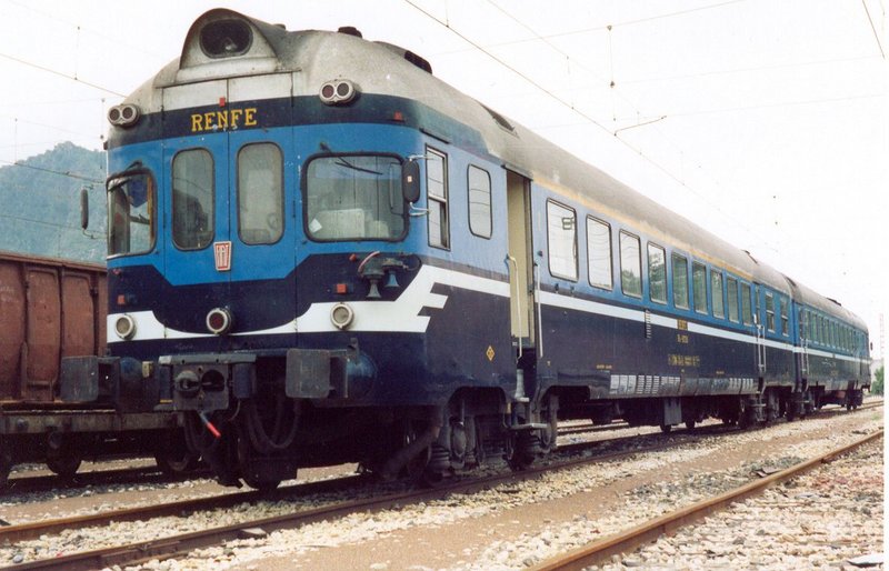 702.jpg