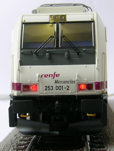 253 cabina+rojas.JPG