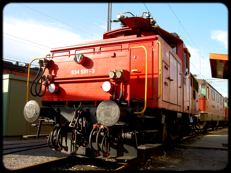 04} Ee 934 551-3.jpg