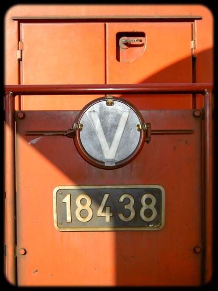 001} Bm 18438.jpg