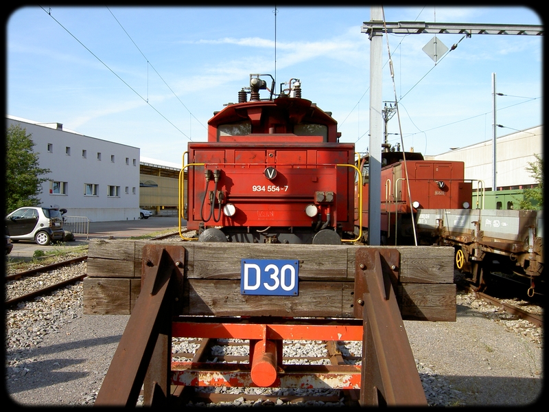 01} Ee 934 554-7.jpg
