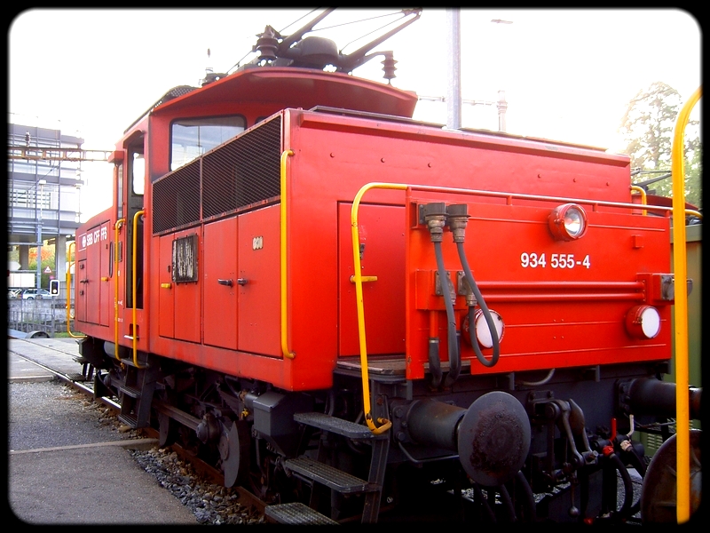 12} Ee 934 555-4.jpg