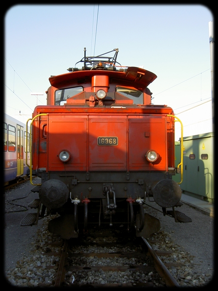 02} 16368.jpg