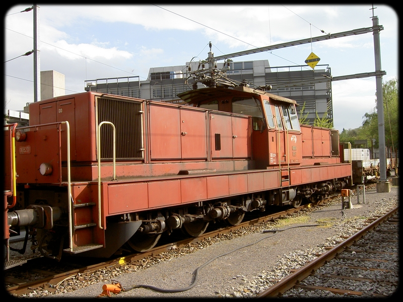 008} Ee 16820.jpg