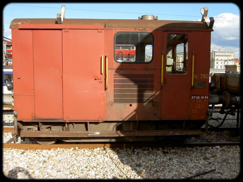 001} Tm 780.jpg