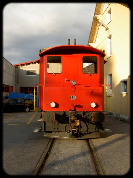 010} Tm 921.jpg