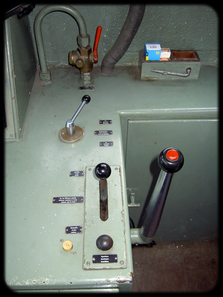 007} Tm 9569.jpg