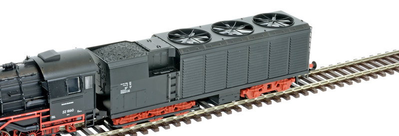 BR 52 ténder - Märklin 37175.jpg