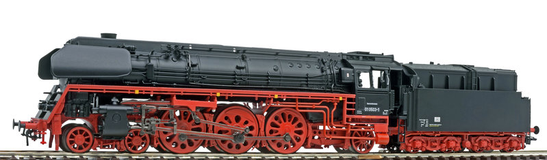 BR 01.5 de la D.R. - Märklin 39209.jpg