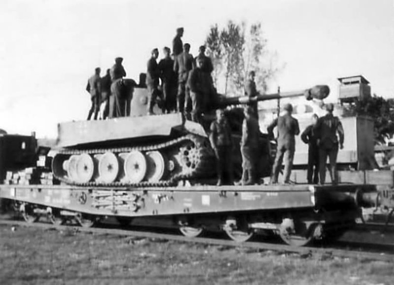 Tiger_tank_schwere_panzer_abteilung_502.jpg