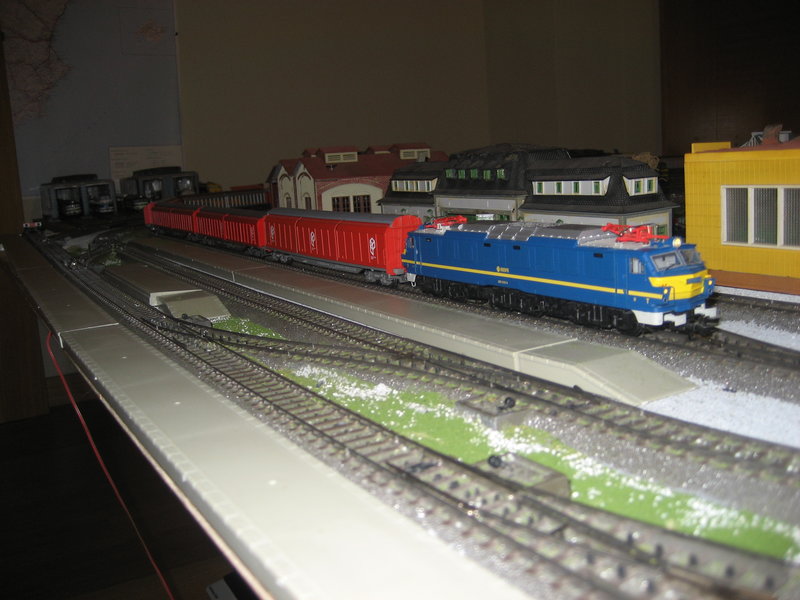 MAQUETA TRENES 2020 057.JPG