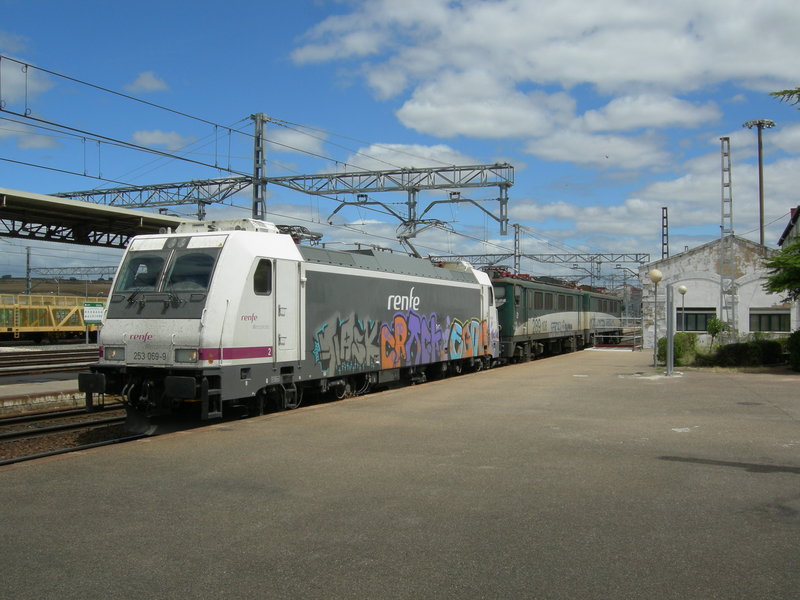 DSCN5970.JPG